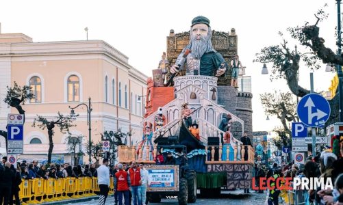 Martedì grasso tra coriandoli, sfilate e “morte” del Carnevale nel Salento