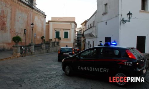 Cappuccio sul volto, rapina una tabaccheria. Identificato e arrestato dai carabinieri