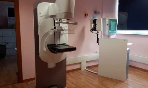 Diagnosi e cura del cancro al seno: “Con la Brest Unit donne salentine mai sole”
