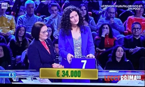 Dalla tensione alla gioia finale: Eva e nonna Pasqualina protagoniste ad “Affari tuoi”