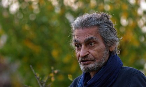 Lo scrittore e regista iraniano Ghazi Rabihavi nel Salento con il suo libro di racconti